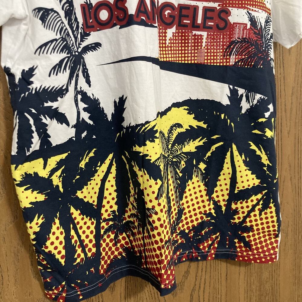 GUESS Los Angeles Cityscape Sunset Graphic Print Multicolor T-Shirt Men's Size L - Picture 4 of 16